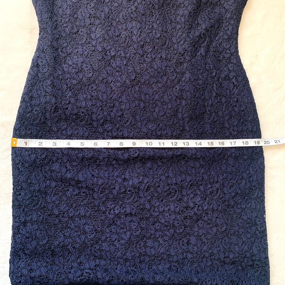 Adrianna Papell Sleeveless Lace Dress - Picture 6 of 9